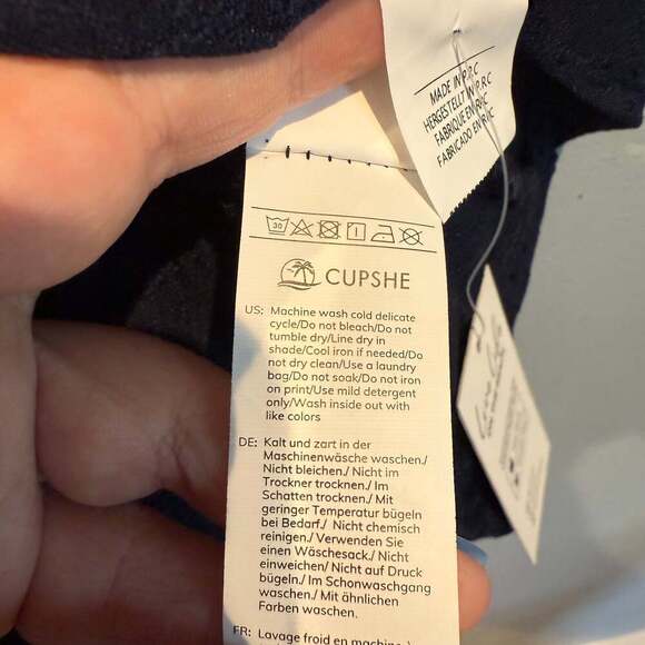 Cupshe Navy Eyelet Lace Flutter Sleeve Dress Women’s Small NWT - Picture 5 of 6